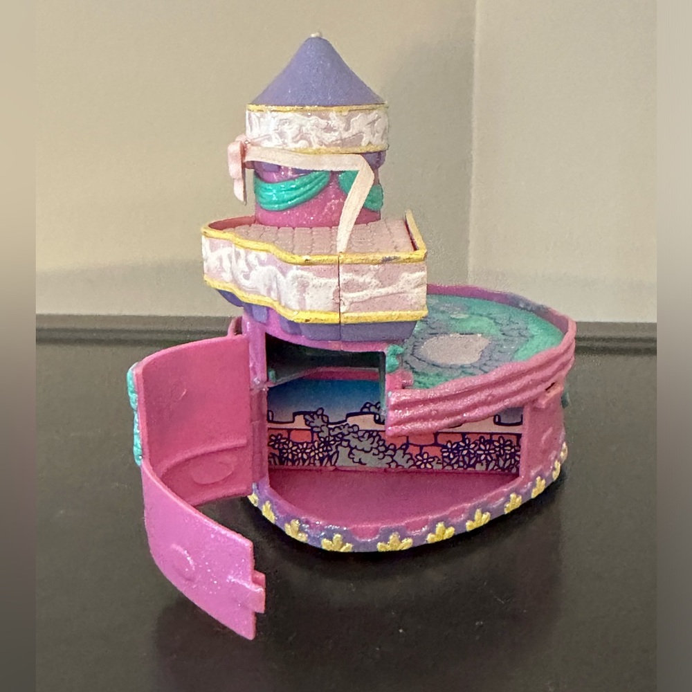 Trendmasters Starcastle Jewlery Salon Purple Cosmetic castle